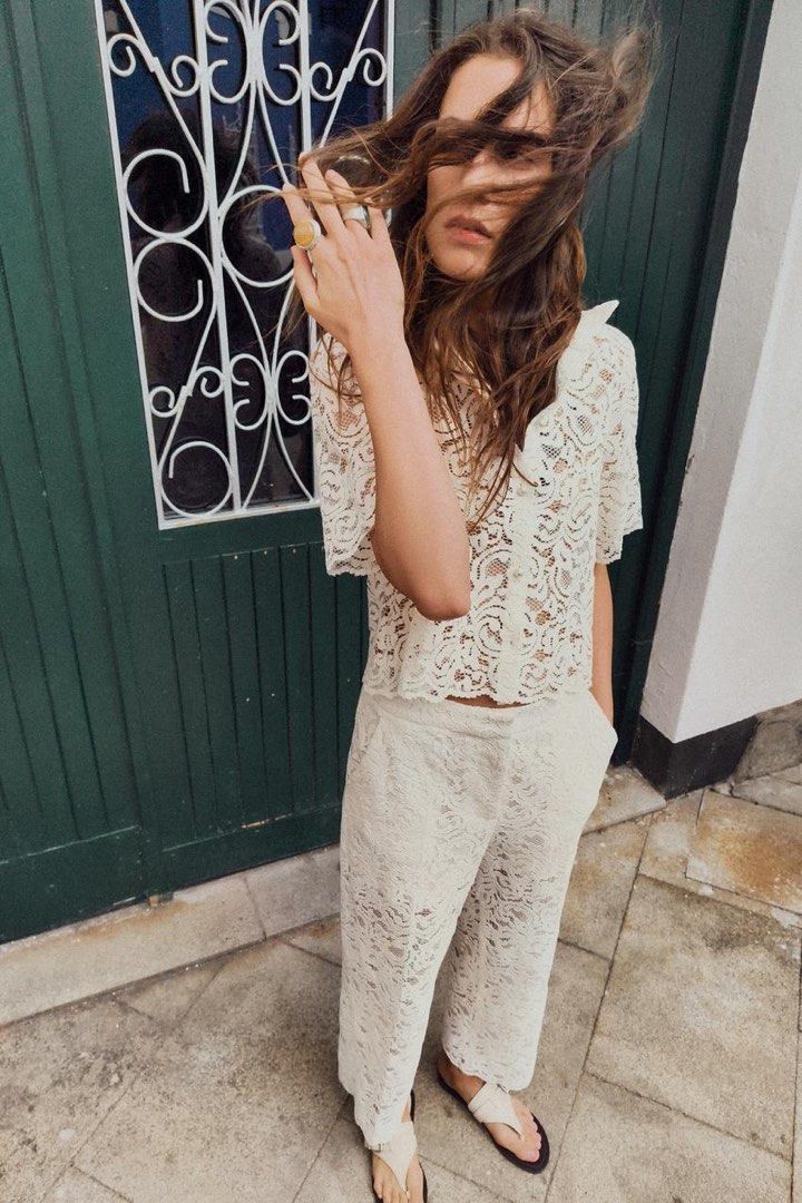 ZARA LACE CROPPED TROUSERS (Category: Other Bottoms) located in Baguio. Submitted by page__three (Listing ID 1397365468, Image 3). Description: Tagged as a cropped trousers but the length is perfect for me (I’m around 155cm). With a minor flaw. Can provide actual pictures!.