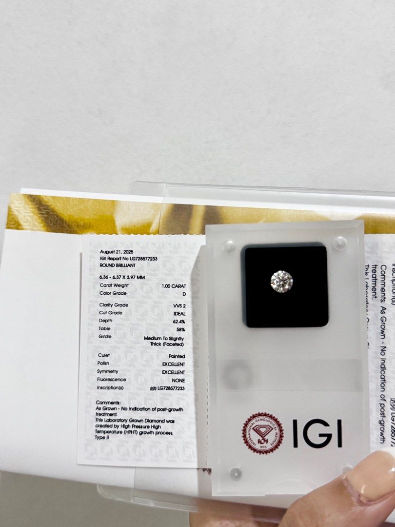 1 CARAT D VVS2 LAB diamond with IGI (Category: Precious Stones) located in Cainta. Submitted by trufflecake (Listing ID 1401612855, Image 3). Description: - 1 Carat D VVS2 Lab Diamond - IGI Certified - Perfect for engagement rings or special occasions - High-quality and brilliant sparkle -Can legit check thru QR code, diamond tester and loupe for inscription..