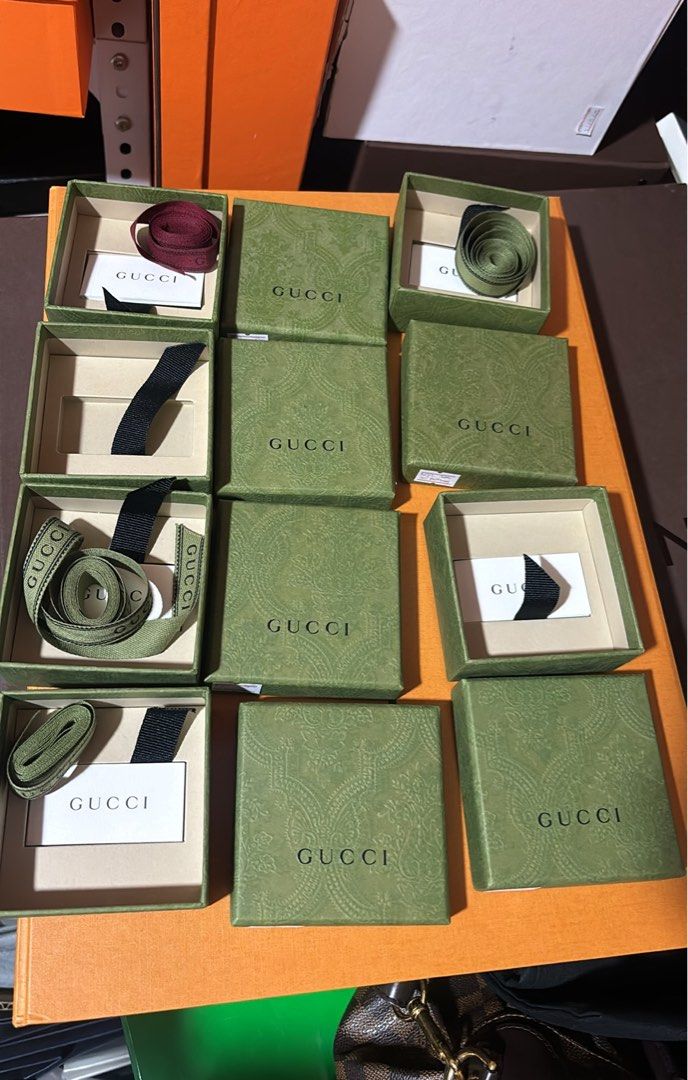 ✅ Authentic Gucci Accessories Box (Category: Luxury Accessories) located in Quezon City. Submitted by box.luxebycheng (Listing ID 1401665506, Image 1). Description: 400 eaxh.