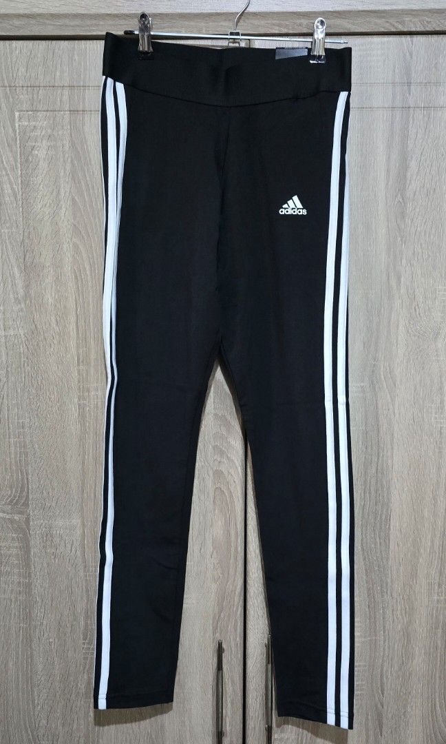 Adidas striped leggings (Category: Activewear) located in Paranaque City. Submitted by nynadj (Listing ID 1401614583, Image 1). Description: with tags bought overseas BDO, BPI, Gcash.