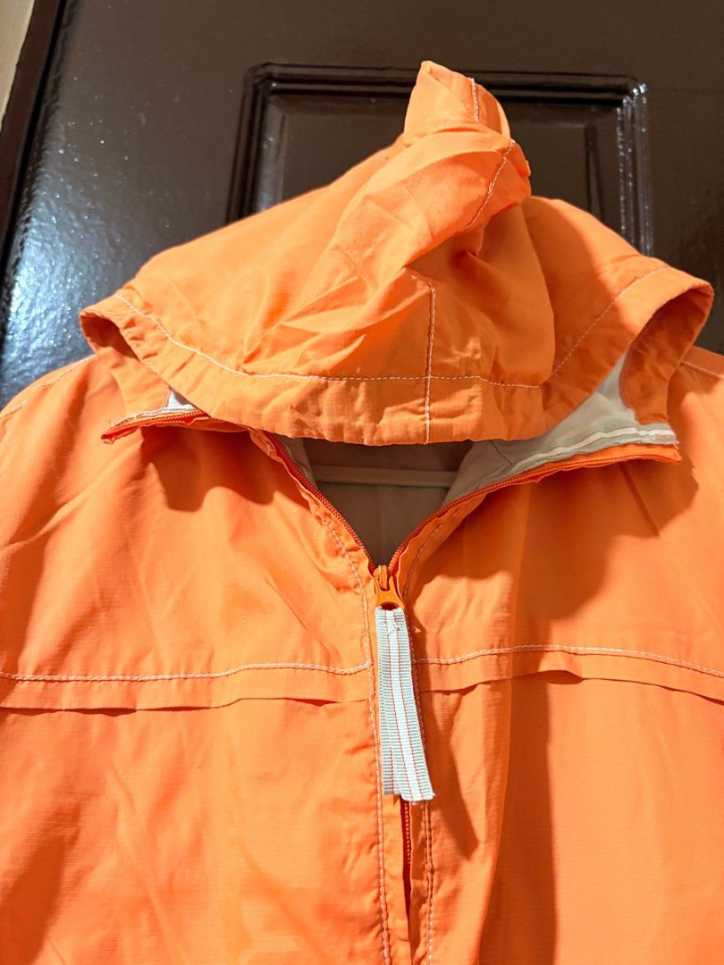 Ann Taylor LOFT Orange Jacket (Category: Coats, Jackets and Outerwear) located in Manila. Submitted by orion_declutter (Listing ID 1401659646, Image 2). Description: Barely used No issue at all.