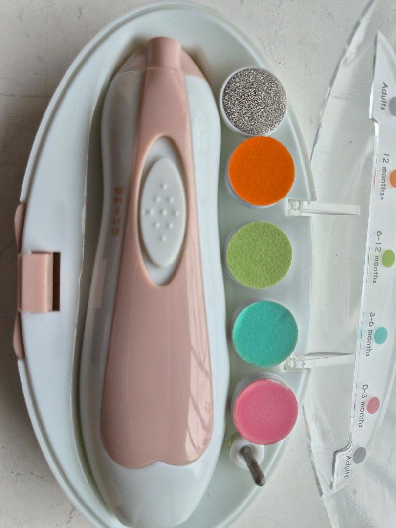 Baby Nail Trimmer Set (Category: Hands & Nails) located in Quezon City. Submitted by stmcc (Listing ID 1401615605, Image 2). Description: Haakaa Baby Nail Care Set Complete set with box Used the pink and blue only a few times. The rest are unused. Payment: Gcash.