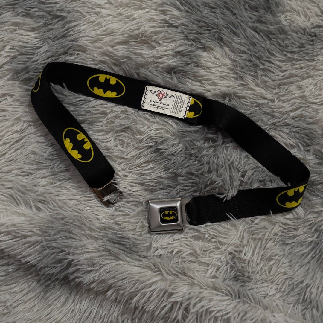 Buckle-Down Batman Seatbelt (Category: Men's Watches) located in Trece Martires City. Submitted by zav_vinny (Listing ID 1401568689, Image 2). Description: - Batman themed seatbelt - Features a Batman logo pattern - Includes a Batman logo buckle - Brand: Buckle-Down - Made in U.S.A. -Limited Edition.