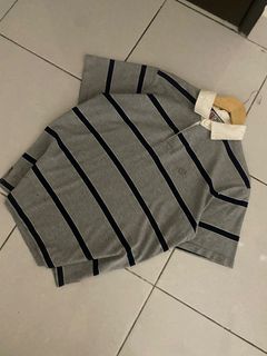 (Category: ) located in . Submitted by tuyukthrift (Listing ID 1401694345, Image 1). Description: .