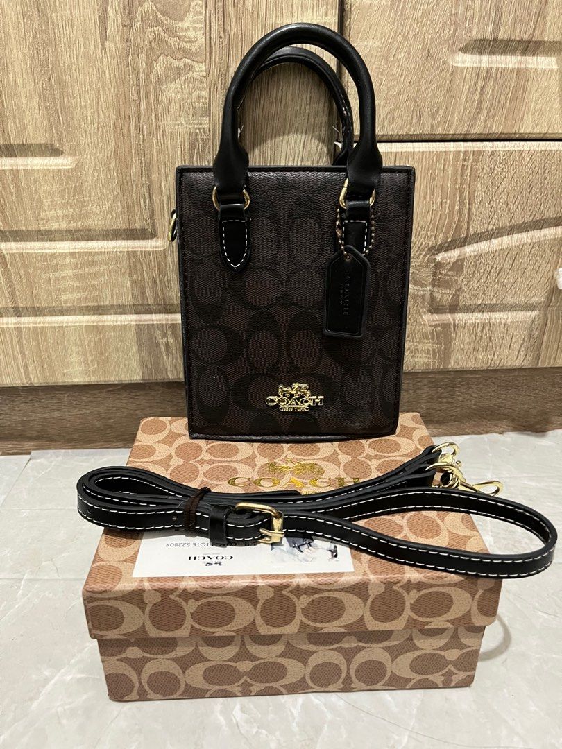 Coach Sling Mini Bag Hand Bag (Category: Luxury Bags & Wallets) located in Manila. Submitted by fiercecloud-8561 (Listing ID 1401593059, Image 1). Description: Coach Mini Sling Bag class A comes with dust bag, box and receipt Condition: slightly used, might have some signs of use such as creases and minor flaws. mop: gcash/bank transfer mod: j&t 📍nueva ecija.