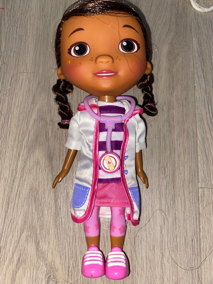 Doc McStuffins Doll (Category: Kids Toys) located in Las Pinas. Submitted by sherylandmargaux (Listing ID 1401597588, Image 3). Description: .
