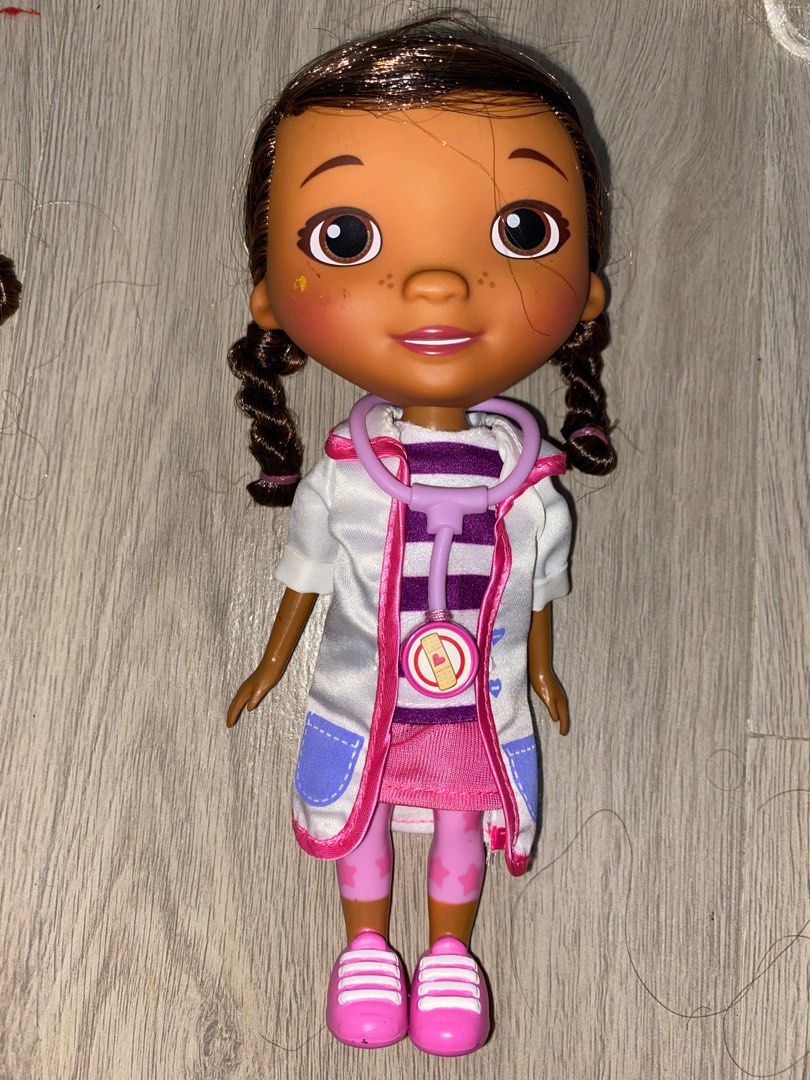 Doc McStuffins Doll (Category: Kids Toys) located in Las Pinas. Submitted by sherylandmargaux (Listing ID 1401597588, Image 1). Description: .