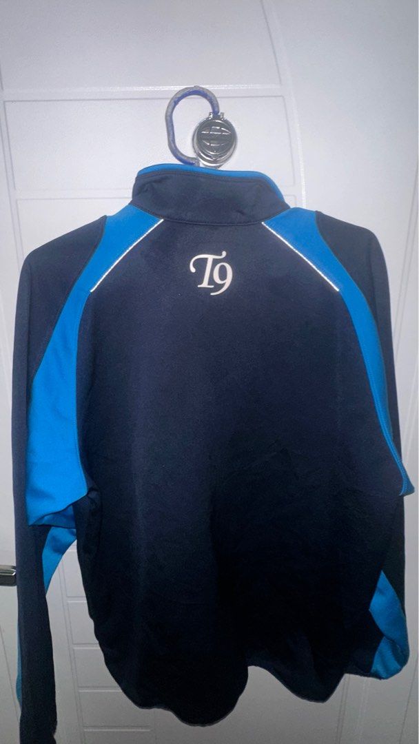 Galax Navy Blue Quarter Zip Jacket (Category: Coats, Jackets and Outerwear) located in Manila. Submitted by omenagi (Listing ID 1401655372, Image 3). Description: .