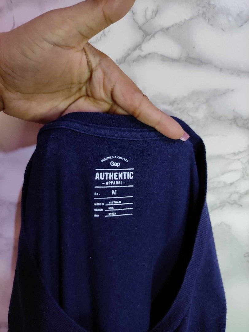 Gap T-shirt - Navy Blue (Category: Tshirts & Polo Shirts ) located in Bulacan. Submitted by 2nd_base (Listing ID 1401708934, Image 3). Description: - Navy blue Gap t-shirt -width 20/length 29 - Size: M - Part of the "AUTHENTIC Apparel" collection.