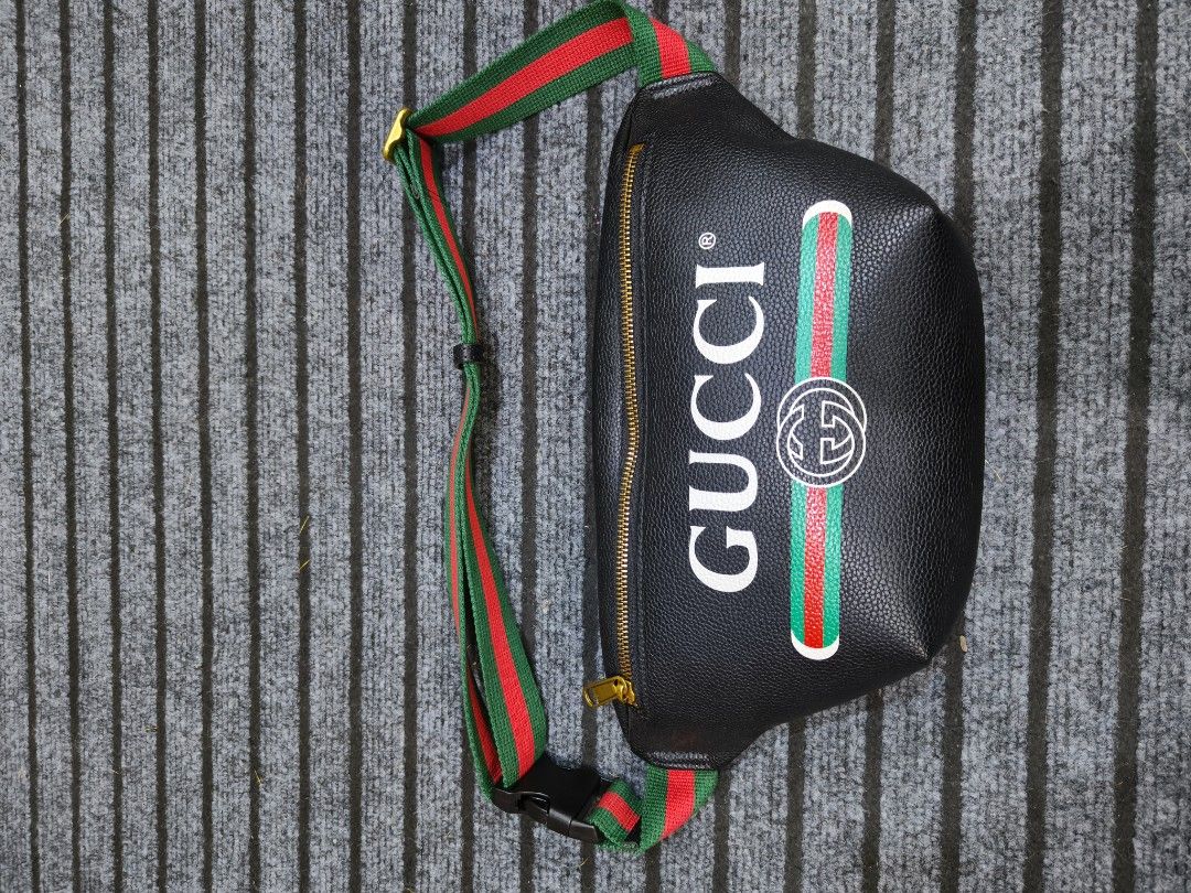 Gucci belt Bag (Category: Luxury Bags & Wallets) located in Davao. Submitted by navil01 (Listing ID 1401548367, Image 1). Description: Gucci belt bag coded no issue Dm.