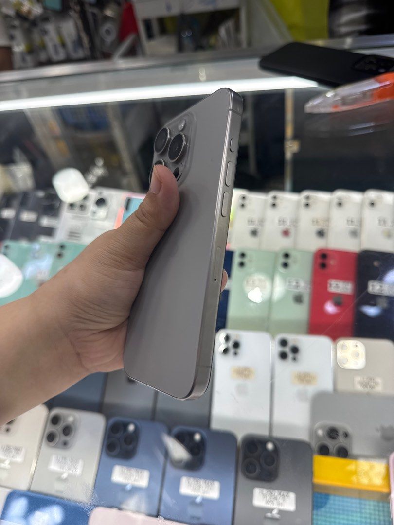 Iphone 15 Pro 512gb 91% batt FU HK no issue (Category: iPhone 15 Series) located in San Juan City. Submitted by javedsgadgetshop (Listing ID 1401605487, Image 3). Description: INSTALLMENT OPTIONS : SPAY LATER / GGIVES / CREDIT CARD! WE BUY AND SELL SO PWEDE MAGBINTA OR SWAP ! Quick Specs : 💵 Iphone 15 Pro •512gb •HK Variant •91% batt health •Factory Unlock •95% Smoothness •No hidden issue | No Repaired •100% Authentic | Not Refurbished •w/ OEM C