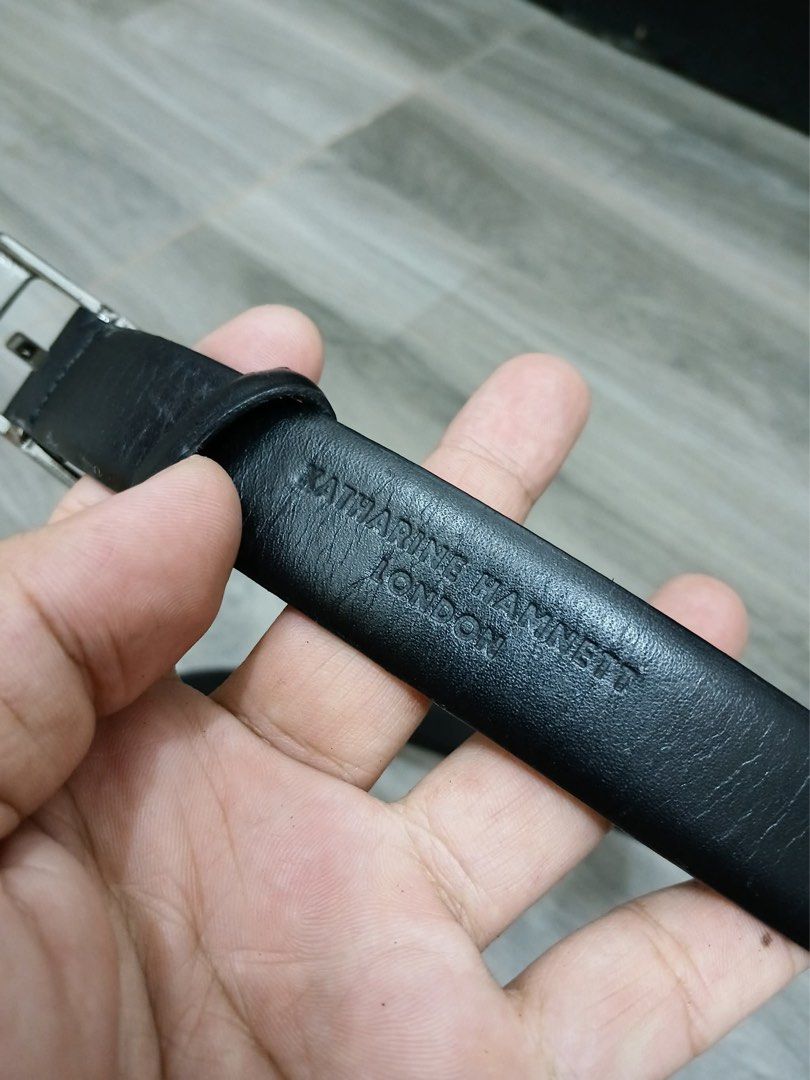 Katherine Hamnett Pure Leather Belt (authentic) (Category: Luxury Accessories) located in Taytay. Submitted by epiclion.867853 (Listing ID 1401705107, Image 2). Description: Katherine Hamnett Pure leather Belt Rectangular Buckle 26 to 30 Waistline Good Condition Sign of usage No issue 💌💌💌💌.