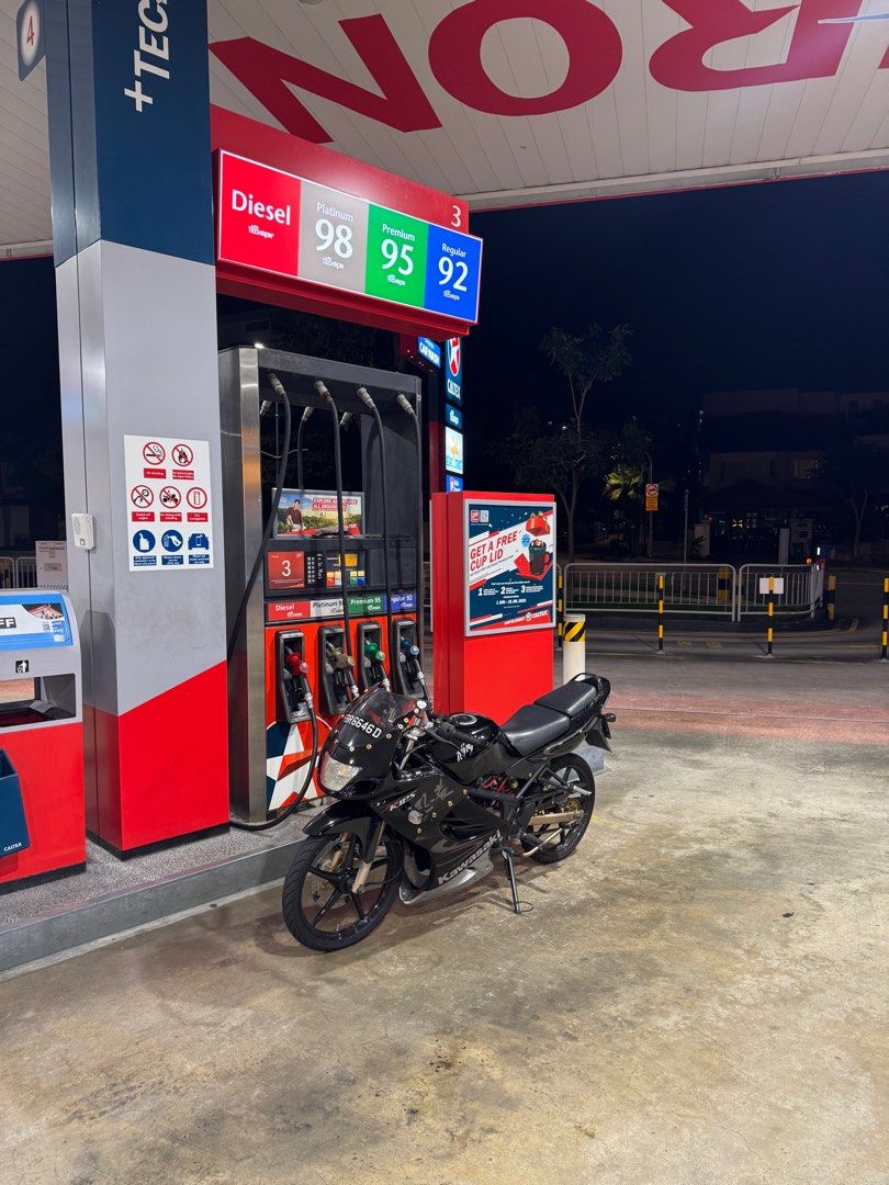krr150 (Category: Class 2B) located in Singapore. Submitted by fantastic555 (Listing ID 1401647521, Image 2). Description: krr150 fully paid COE Oct 2035 external 9/10 internal 8/10 topset dec 2024 v force 3 pipe full std rfs : bike is underutilised preferably full cash or find your own refinance slightly negotiable .