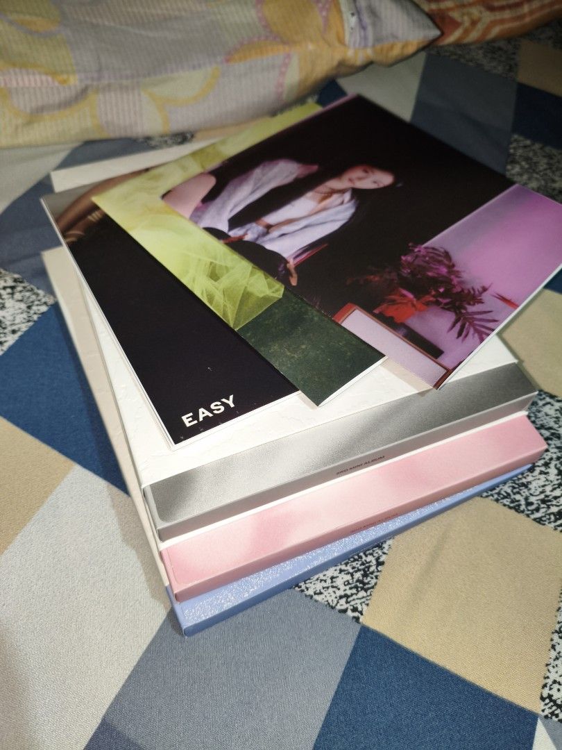 LE SSERAFIM EASY ALBUM SET (Category: Everything Else Others) located in Mandaluyong City. Submitted by Ainityyy (Listing ID 1401688166, Image 2). Description: ONHAND LE SSERAFIM EASY ALBUM SET INCLUSIONS: OUTBOX PHOTOBOOK CD LYRICS BOOK POSTERS STICKERS SELLING AS SET ONLY FOR ONLY 300 PESOS! MOP: GCASH MOD: LALAMOVE/GGX.
