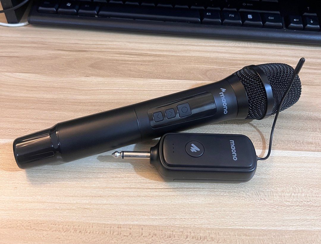 Maono Wireless Microphone (Category: Microphones) located in Pasig City. Submitted by jcrobl3 (Listing ID 1401550976, Image 1). Description: - Maono wireless microphone system. - Includes microphone and receiver. - Microphone features control buttons and mesh head. - Receiver has a 6.35mm jack. - Both microphone and receiver are in very good condition.. 2AA batteries needed for each mic and receiver.. Prefer pick up sa location ko.. Rosario Pasig