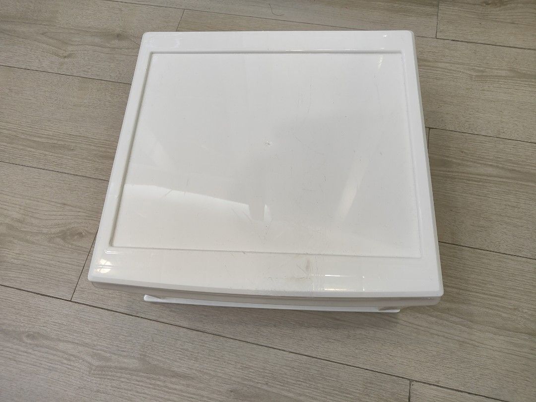 Megabox Drawer (Category: Shelves, Cabinets & Racks) located in Caloocan City. Submitted by cssasot (Listing ID 1401703586, Image 2). Description: - Megabox Drawer - White color - Good condition - Simple and functional design - Ideal for storage and organization kasya A4 may space pa Location: 8th Avenue Caloocan Can deliver anytime.