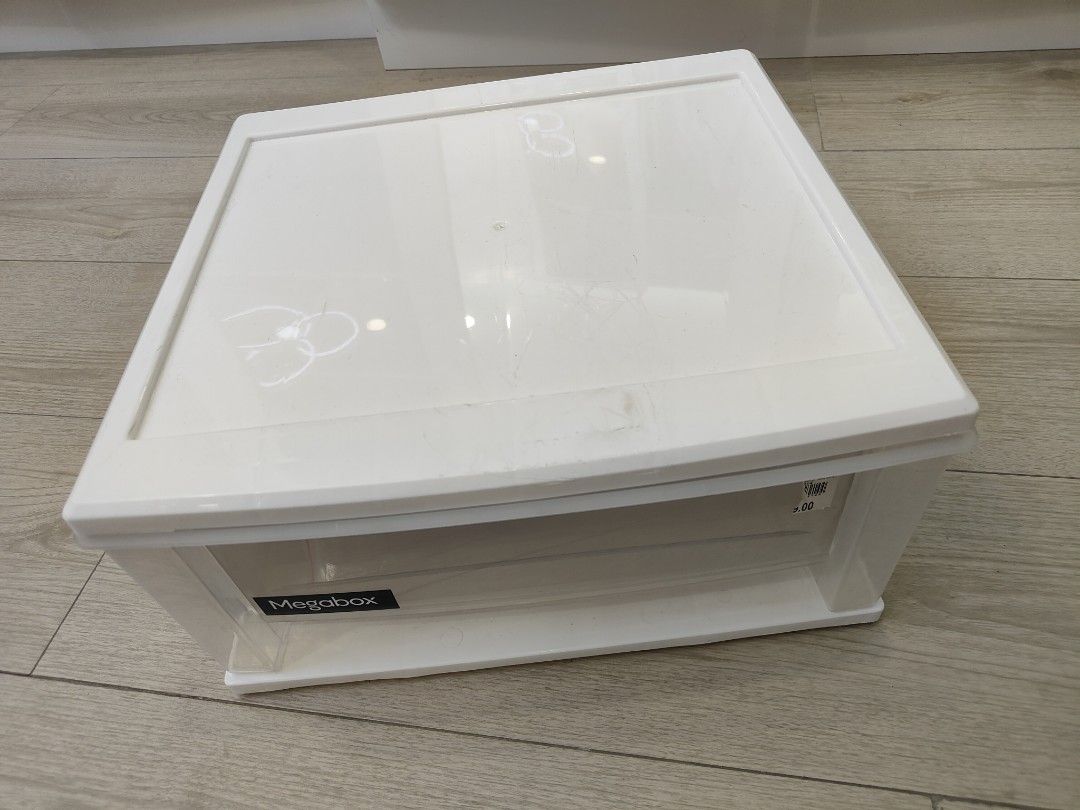 Megabox Drawer (Category: Shelves, Cabinets & Racks) located in Caloocan City. Submitted by cssasot (Listing ID 1401703586, Image 1). Description: - Megabox Drawer - White color - Good condition - Simple and functional design - Ideal for storage and organization kasya A4 may space pa Location: 8th Avenue Caloocan Can deliver anytime.