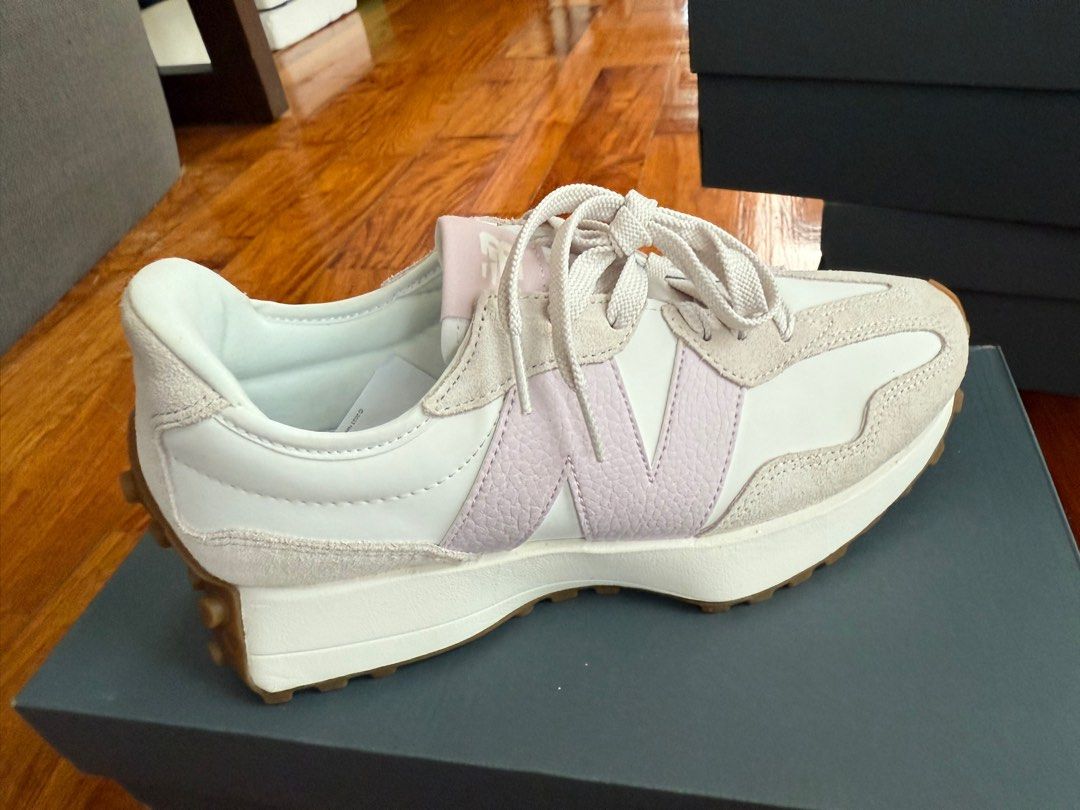 New Balance 327 Sneakers - Various Colors (Category: Sneakers) located in Manila. Submitted by esunic63 (Listing ID 1401579021, Image 2). Description: 8.5 and 9 also available .