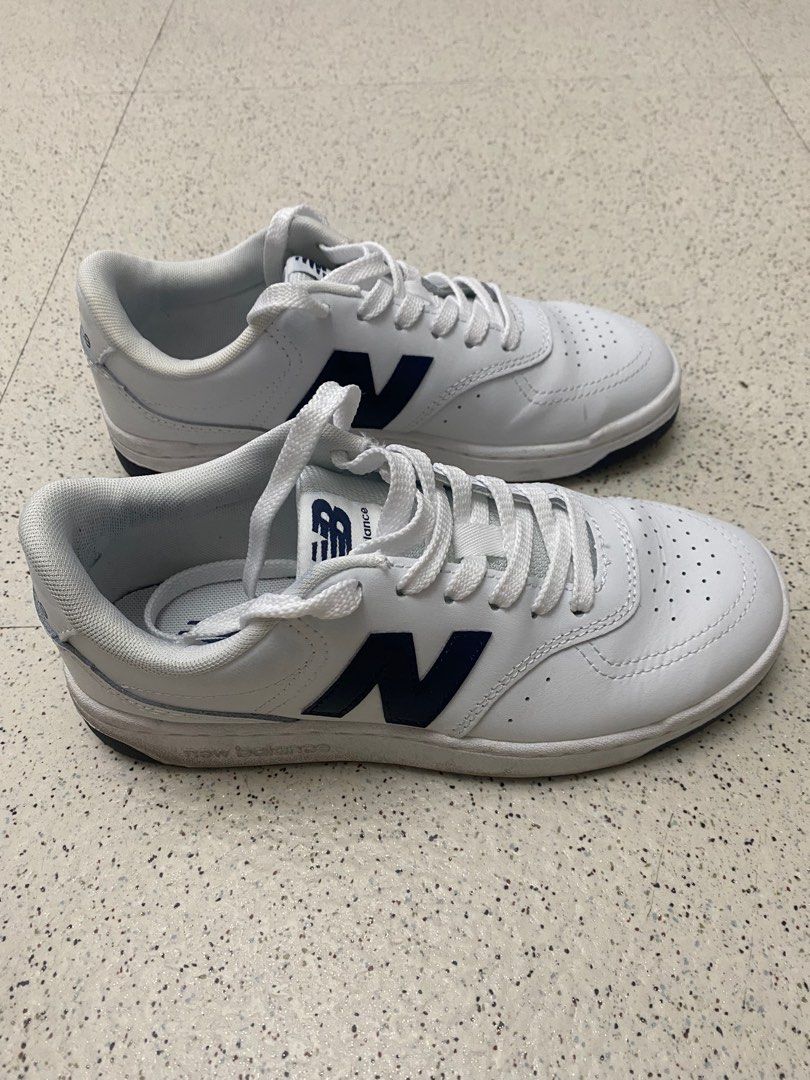 New Balance BB80UFO White Sneakers (Category: Sneakers) located in Makati City. Submitted by glb07 (Listing ID 1401579493, Image 1). Description: Color: White & Navy Size (Men’s): US- 4.5; UK- 4; EU- 37 Comes with original box Used less than 5 times .