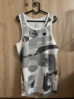 由 lysecondhand (刊登 ID 1401626591，圖片 1) 提交，位於 的 (類別：)，說明：。