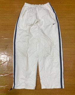 (Category: ) located in . Submitted by deensthrifting (Listing ID 1401665247, Image 1). Description: .