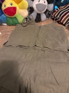 （分類：）位於 。 由 leenies 提交（商品編號 1401640883，圖片 1）。簡介： 。