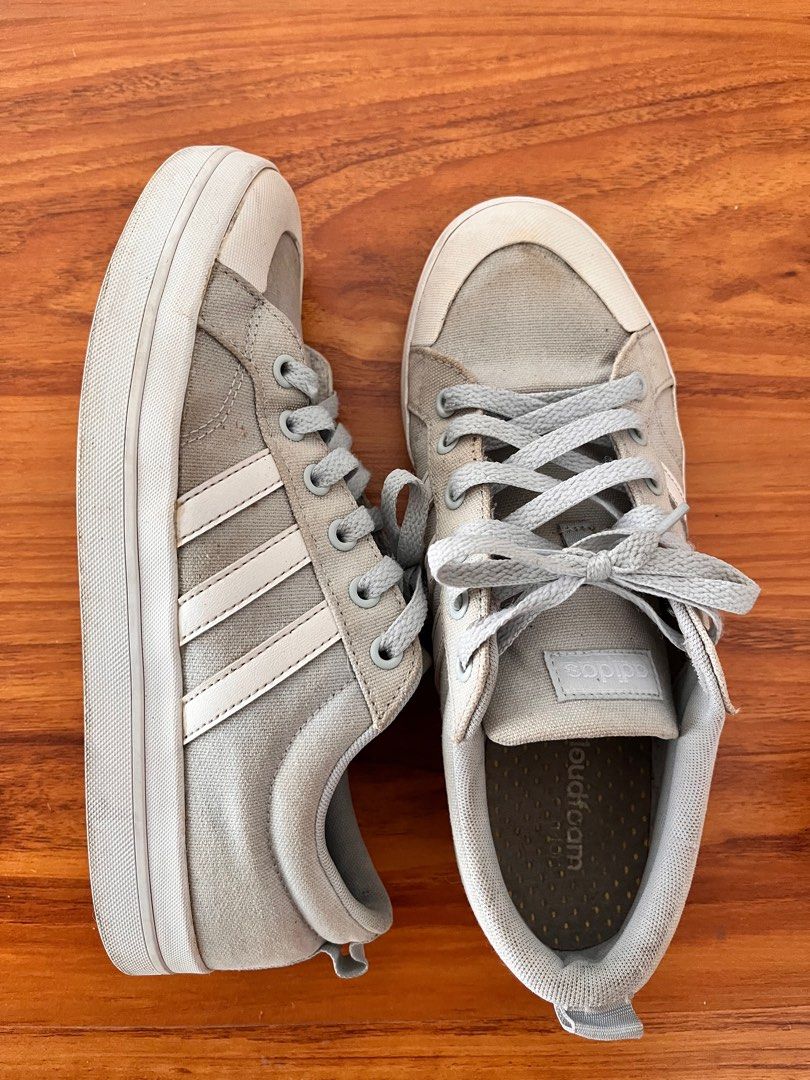 Original Adidas Nizza Light Blue 7UK (Category: Sneakers) located in Quezon City. Submitted by Maize03 (Listing ID 1401579941, Image 2). Description: Declutterring Well used Shows staining from usage, needs cleaning No box available .