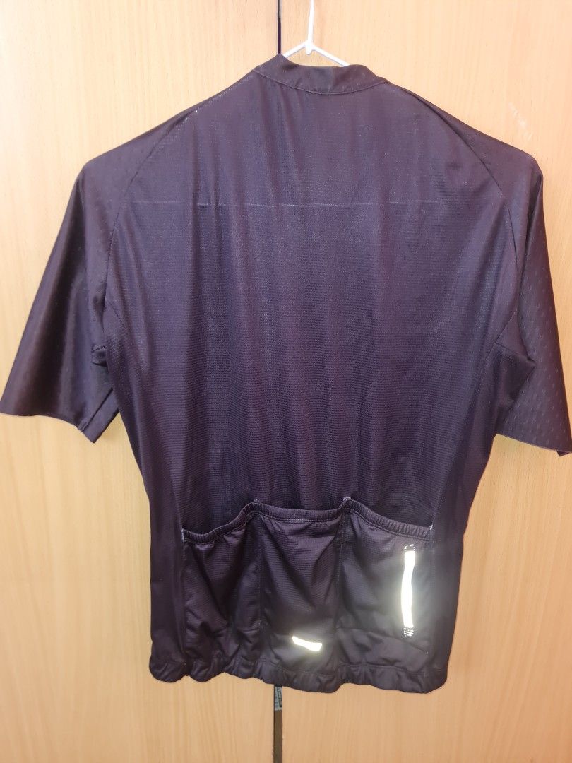 Pedal Mafia Jersey (Category: Activewear) located in Quezon City. Submitted by raymorph (Listing ID 1401598433, Image 3). Description: Black. Size XS. Feels like size small. Lightly Used. No issues. RFS. Too many Jerseys Color may be subject to change under different lighting conditions..