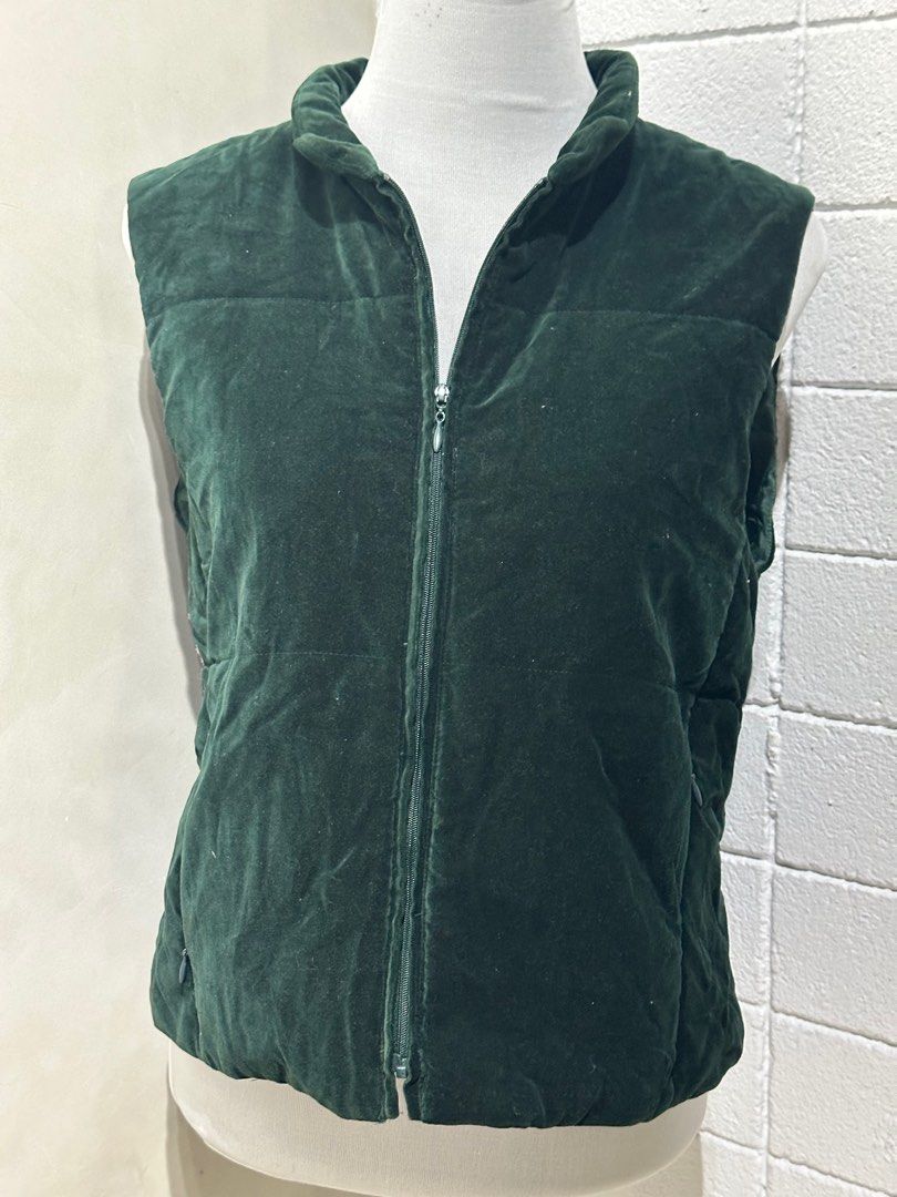 Pendleton Green Velvet Vest (Category: Vests) located in Tarlac. Submitted by wearagainboutique (Listing ID 1401651242, Image 3). Description: SALE SALE!!! Puffer Jackets/Vest * Any 2 For 1100 (price range of 600 and up) * Any 2 For 900 (price of 500) * Any 3 For 1000 (price range of 300 to 400) Pendleton vest is made of green velvet. It features a zip-up front, a stand-up collar, and two pockets. The vest is a size M to L. The shell is 100% cott