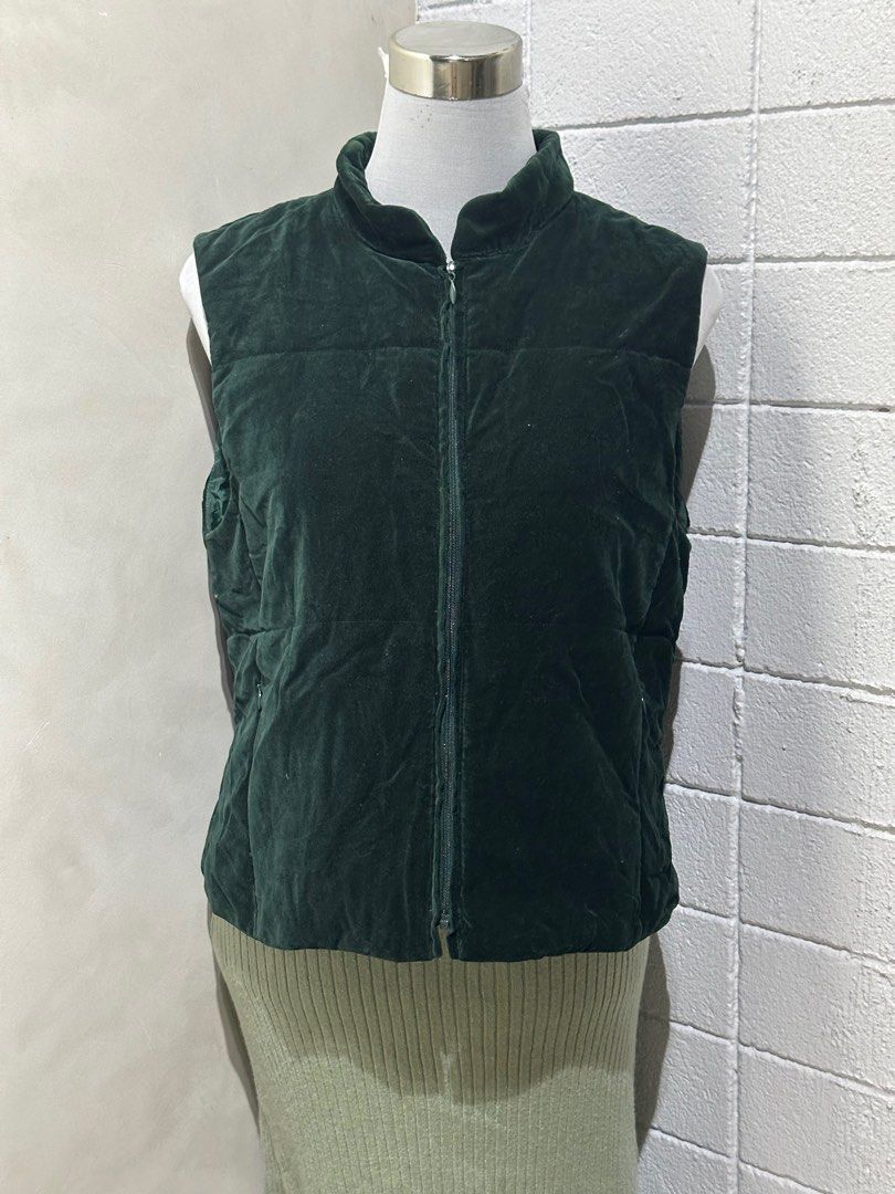 Pendleton Green Velvet Vest (Category: Vests) located in Tarlac. Submitted by wearagainboutique (Listing ID 1401651242, Image 1). Description: SALE SALE!!! Puffer Jackets/Vest * Any 2 For 1100 (price range of 600 and up) * Any 2 For 900 (price of 500) * Any 3 For 1000 (price range of 300 to 400) Pendleton vest is made of green velvet. It features a zip-up front, a stand-up collar, and two pockets. The vest is a size M to L. The shell is 100% cott