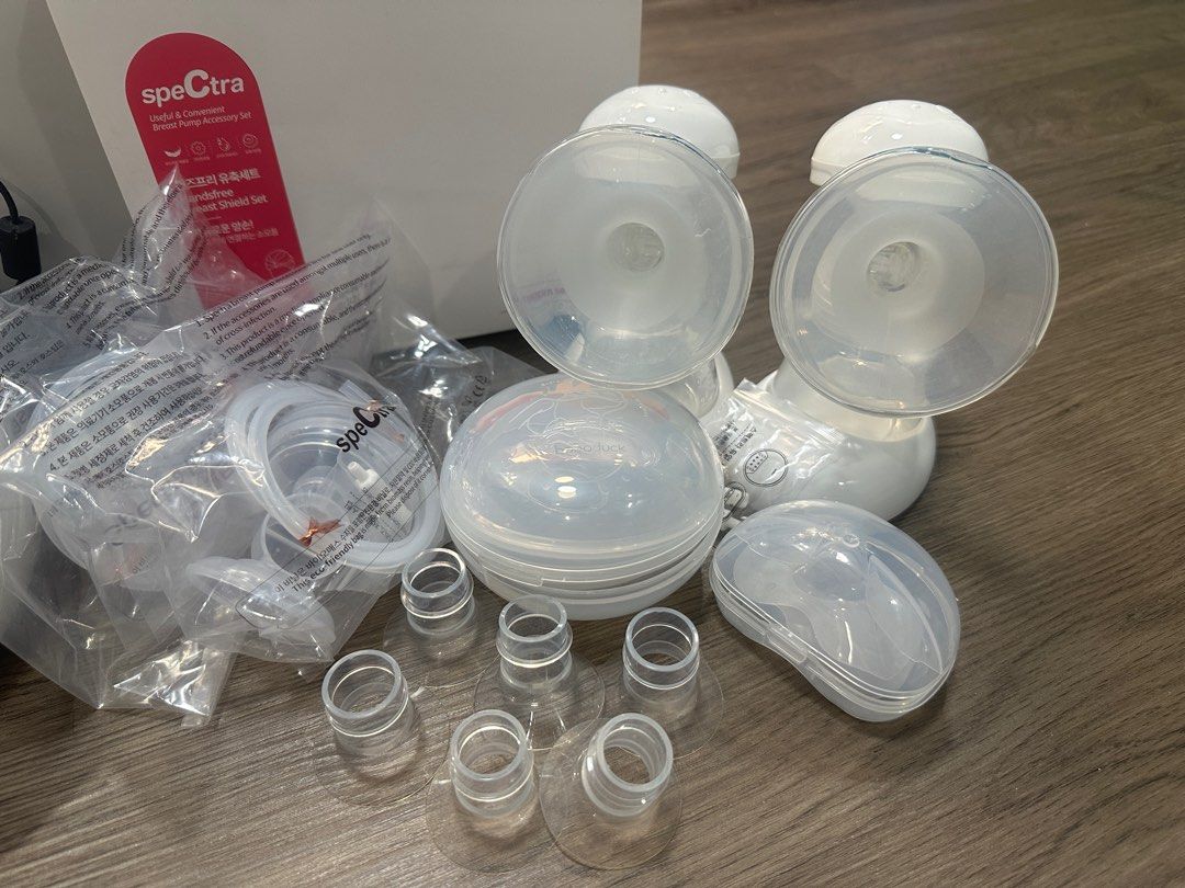 Spectra Handsfree Breast Pump Set (Category: Breastfeeding & Bottle Feeding) located in Quezon City. Submitted by chiill (Listing ID 1401576306, Image 3). Description: - 1 unit breast pump with charger (Php 5,999 if unit only) If you get all, Php 8,999 - 2 pair of original Spectra handsfree cups with boxes (including all components and 2 sets of brand new tubings) - 1 pair of Horigen breast pump kit (21mm flange) best for first timers FREE - Hori