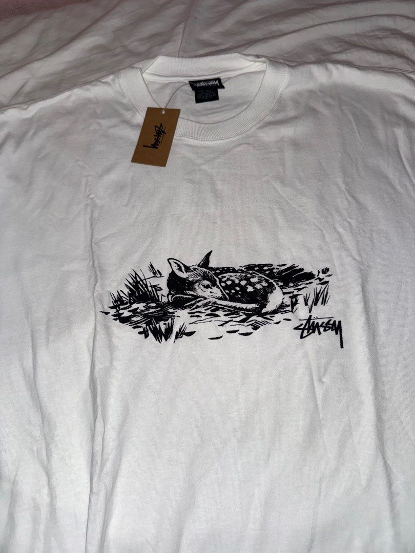 Stussy Fawn Tee (Category: Tshirts & Polo Shirts ) located in Manila. Submitted by prinsloo_ (Listing ID 1401582559, Image 2). Description: 10/10 condition with paperbag and receipt NON NEGO Bought this from Stussy Taiwan RFS: Size too big on me.