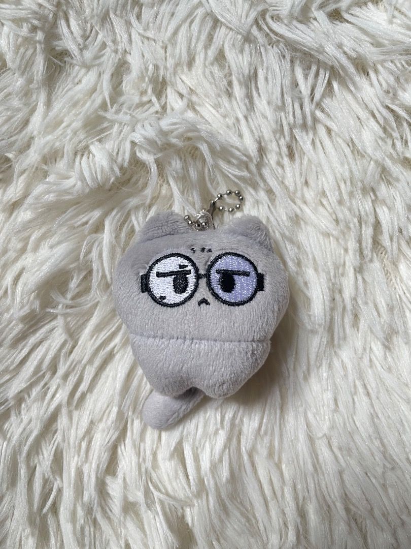 SVT Seventeen Wonwoo 6CM Doll (Category: K-Wave Merchandise) located in Manila. Submitted by ladyoflight (Listing ID 1401607051, Image 1). Description: wts lfb svt ph Wondou 6cm Doll by @/ckb_wonhui — Php 400 • onhand • x sensitive (has dirts; used for a few times only hehe you can wash it if ever) • payo t. seventeen jeon wonwoo ww.