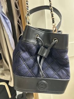 （分類：）位於 。 由 vickithepooh 提交（商品編號 1401560831，圖片 1）。簡介： 。