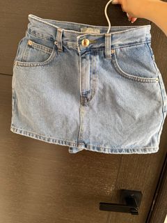 （分類：）位於 。 由 ariessselmo 提交（商品編號 1401587529，圖片 1）。簡介： 。