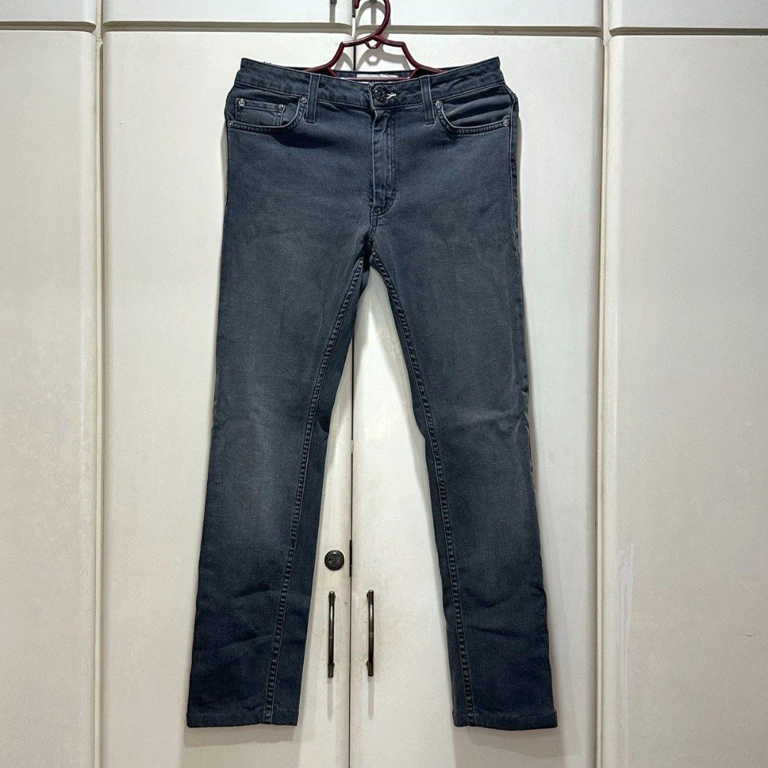 Acne Studios - Grey Flex Basement Jeans (Category: Jeans) located in Muntinlupa City. Submitted by pickjes (Listing ID 1402652180, Image 1). Description: Brand: Acne Studios Style: Flex Basement Jeans Size: 28/32 Color: Grey Material: 98% cotton, 2% elastane Narrow, mid-rise jeans. Slim fit with tapered, skinny leg. Color washed grey. Fitted, stretchable. Measurements laid flat: • Waist - 14 inches • Length- 36 inches Condition: Like new. No flaw