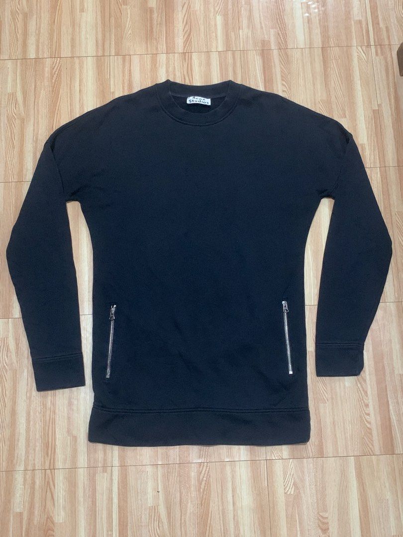 Acne Studios Sweater (Category: Longsleeves) located in Makati City. Submitted by newyieldco05 (Listing ID 1403269933, Image 1). Description: XS on tag Complete tags Very Good Condition No issue.