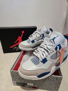 (Category: ) located in . Submitted by walletsbagsshoes (Listing ID 1403245713, Image 1). Description: .