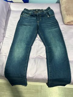 (Category: ) located in . Submitted by marionesss (Listing ID 1403425176, Image 1). Description: .