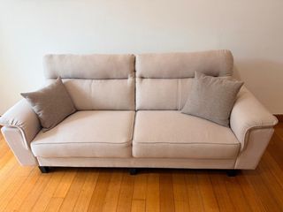 (Category: ) located in . Submitted by lqvrs (Listing ID 1403270866, Image 1). Description: .