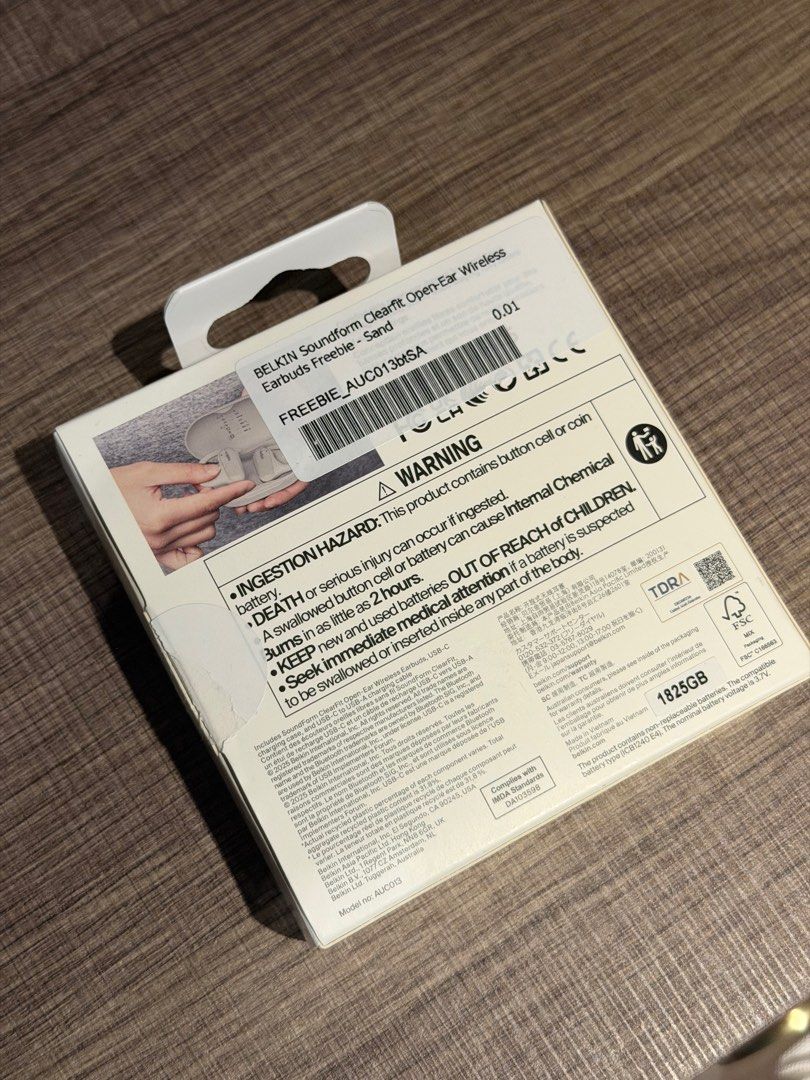 Belkin Soundform Clearfit Open-Ear Wireless Earbuds (Category: Earphones) located in Muntinlupa City. Submitted by mschichin (Listing ID 1403411970, Image 2). Description: Brand new in box. Opened to check the unit, but never connected to the phone nor put on ears Got this for free from Iphone preorder Selling low for only 800 pesos. .