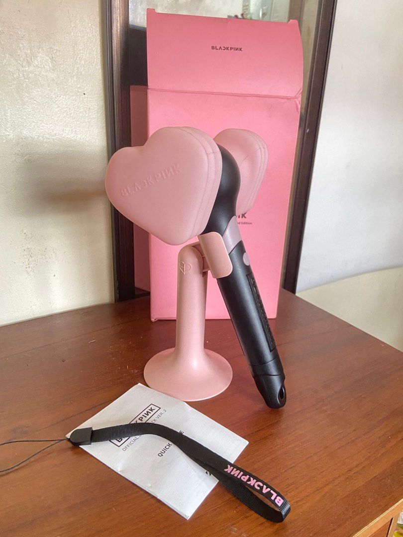 BLACKPINK lightstick Lim Edition Ver 2 Hammerbong (Category: K-Wave Merchandise) located in Navotas City. Submitted by serenesorts (Listing ID 1403292326, Image 2). Description: This is an Authentic Lightstick Can do meet up around navotas city this is ver 2 limited edition Working condition 10/10 Box Condition 8/10 can connect to app, checked it already. rfs: got stock lang sa drawer ko, and i got two of this i can arrange meet up during concert