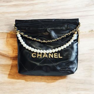 (Category: ) located in . Submitted by wearandcarry (Listing ID 1403345333, Image 1). Description: .