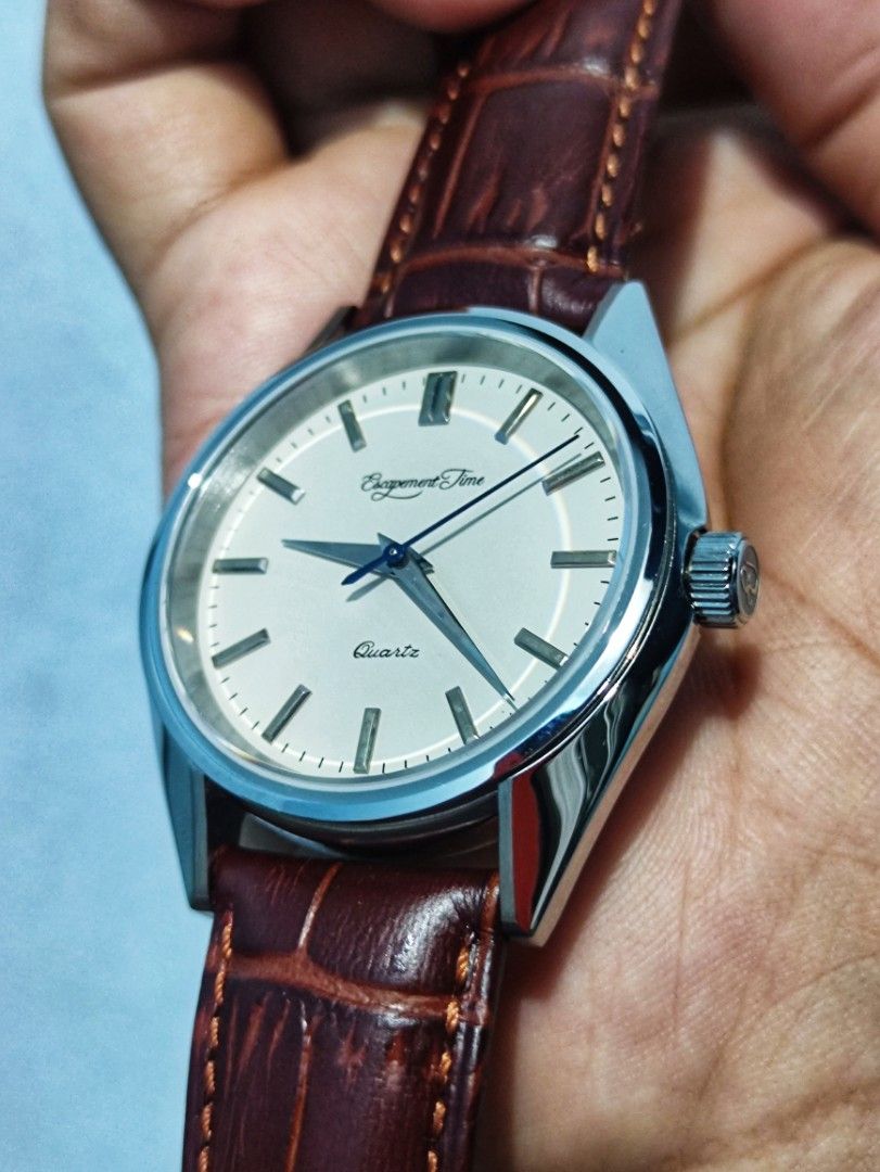 Escapement Time Sapphire Glass Quartz VH31 (Category: Men's Watches) located in Malabon City. Submitted by daywalker14 (Listing ID 1403271202, Image 2). Description: Forsale Only Escapement Time Sapphire Glass for only P3,699 Bought it for P 6k + Condition *9.5/10 *Used twice only *With plastic pa yung back cover Inclusion *Watch with genuine leather strap *Box Specs *40mm case *20mm strap *Seiko VH31 quartz movement (sweep like automatic) *Sapph