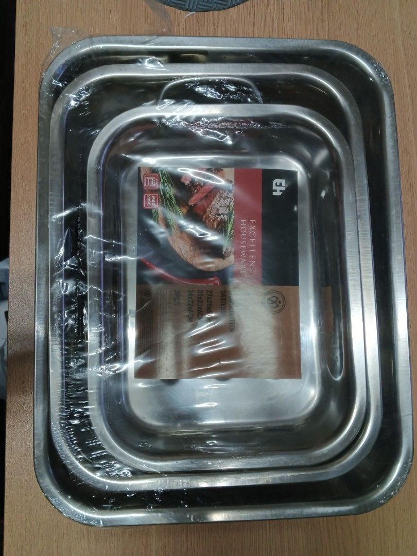 Excellent Houseware Roasting Tray Set (Category: Other Kitchenware & Tableware) located in Davao. Submitted by jmhocson (Listing ID 1403321971, Image 1). Description: Excellent Houseware roasting tray set includes three trays of different sizes: 27x20x6cm, 31x23x6cm, and 36x27x6cm. The trays are made of stainless steel and are suitable for oven use up to 230°C. Perfect for roasting meats and vegetables. The set is new and still in its original pa