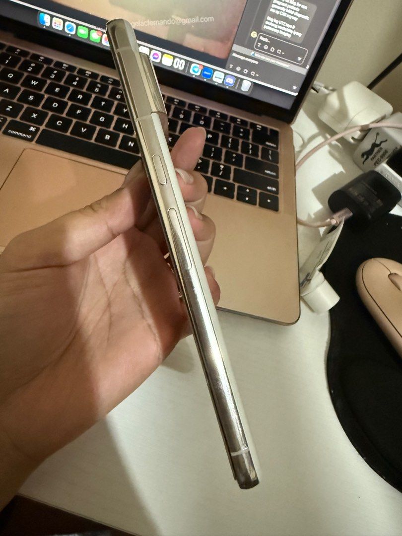 Google Pixel 8 Pro (Category: Google Pixel) located in Indang. Submitted by specialsbya (Listing ID 1403335002, Image 3). Description: Selling Google Pixel 8 Pro 256 GB Openline P27,000 No damage Normal wear and tear Comes with box I was the one who used this Rfs: upgrade You would need a new tempered glass (I will find if i have extra) Location: cavite.
