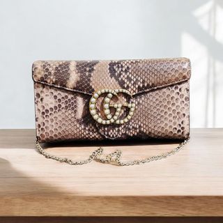 (Category: ) located in . Submitted by wearandcarry (Listing ID 1403335960, Image 1). Description: .