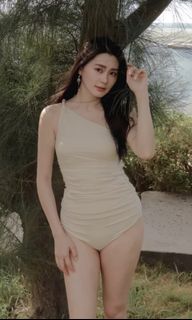由 kw_studio (刊登 ID 1401136857，圖片 1) 提交，位於 的 (類別：)，說明：。