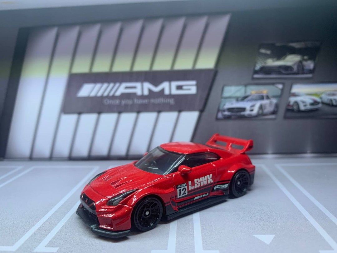 HOTWHEELS LOOSE NISSAN GTR R35 LBWK RED (REFER GAMBAR), Hobbies & Toys ...