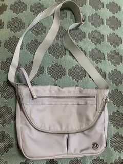 （分類：）位於 。 由 fivecarats 提交（商品編號 1403316428，圖片 1）。簡介： 。